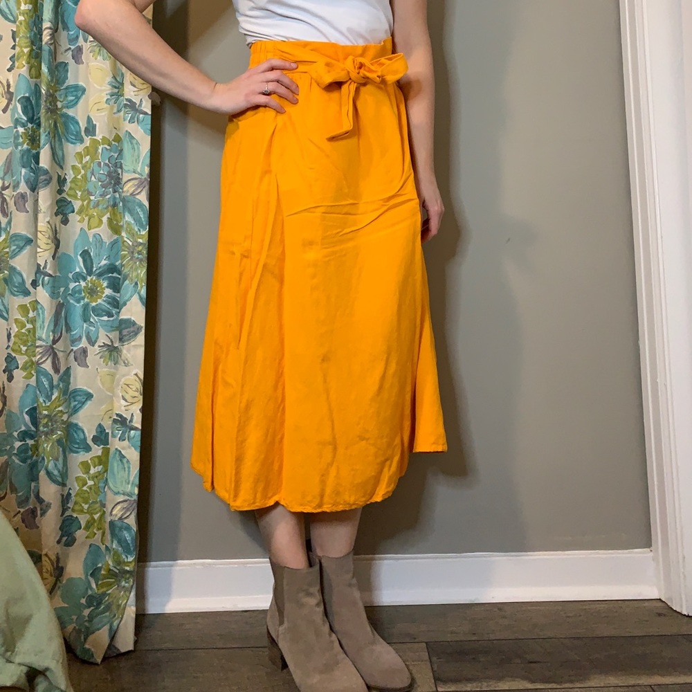 Ann Taylor Linen Midi Skirt